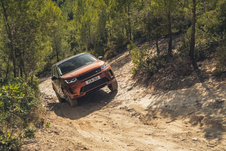 Land Rover Discovery Sport D240 (2020)