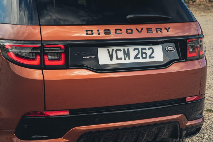 Land Rover Discovery Sport D240 (2020)