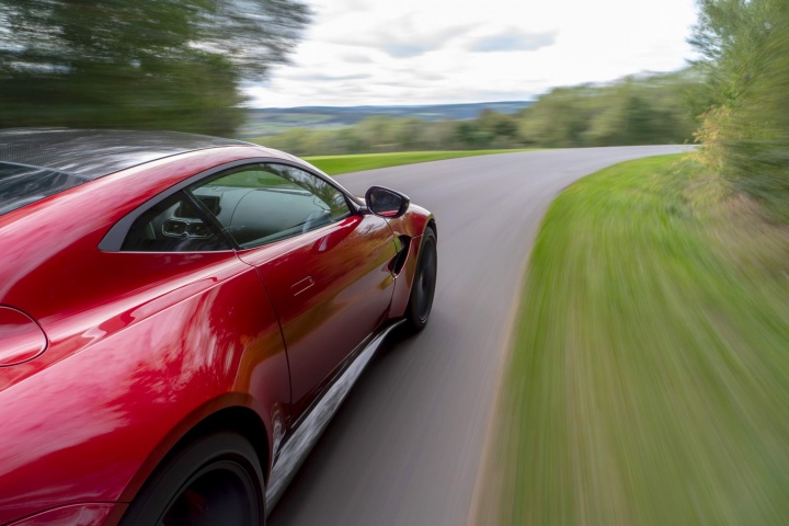 Aston Martin Vantage AMR manual (2020)