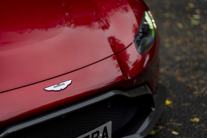Aston Martin Vantage AMR manual (2020)