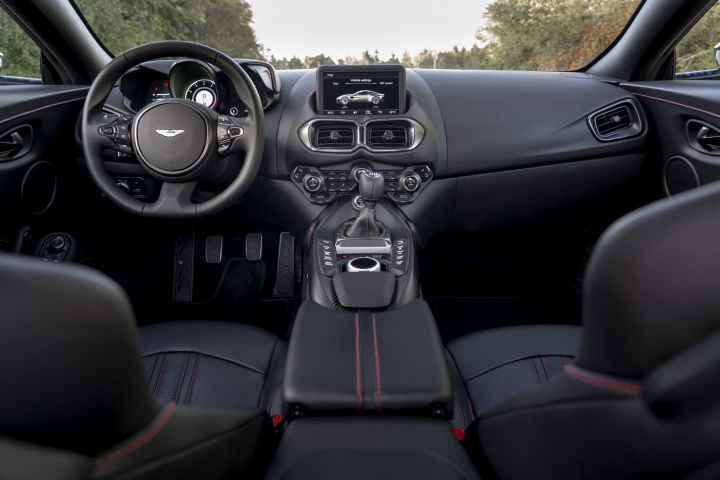 Aston Martin Vantage AMR manual (2020)