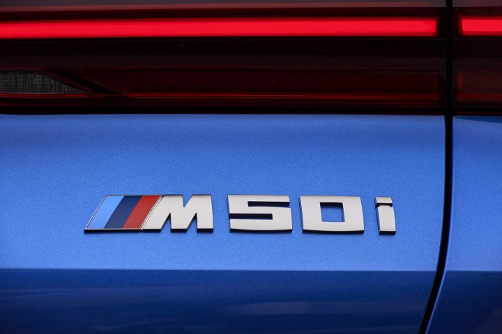 BMW X6 M50i (2020)