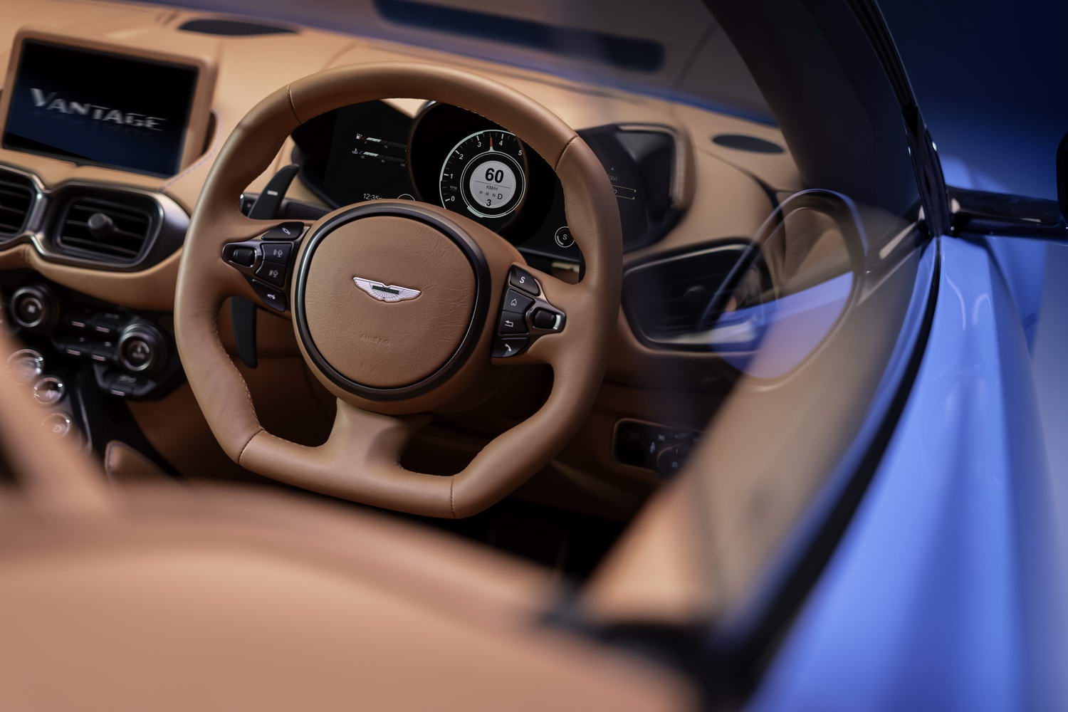 Aston fully reveals new Vantage Roadster
