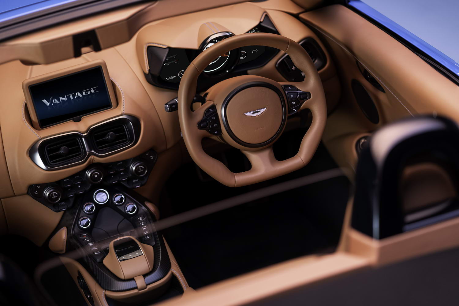 Aston fully reveals new Vantage Roadster