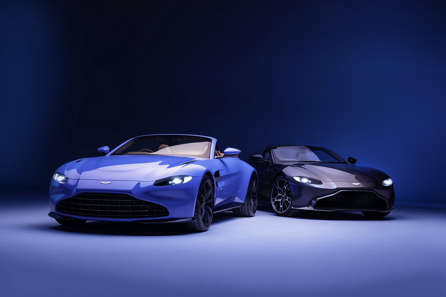 Aston fully reveals new Vantage Roadster