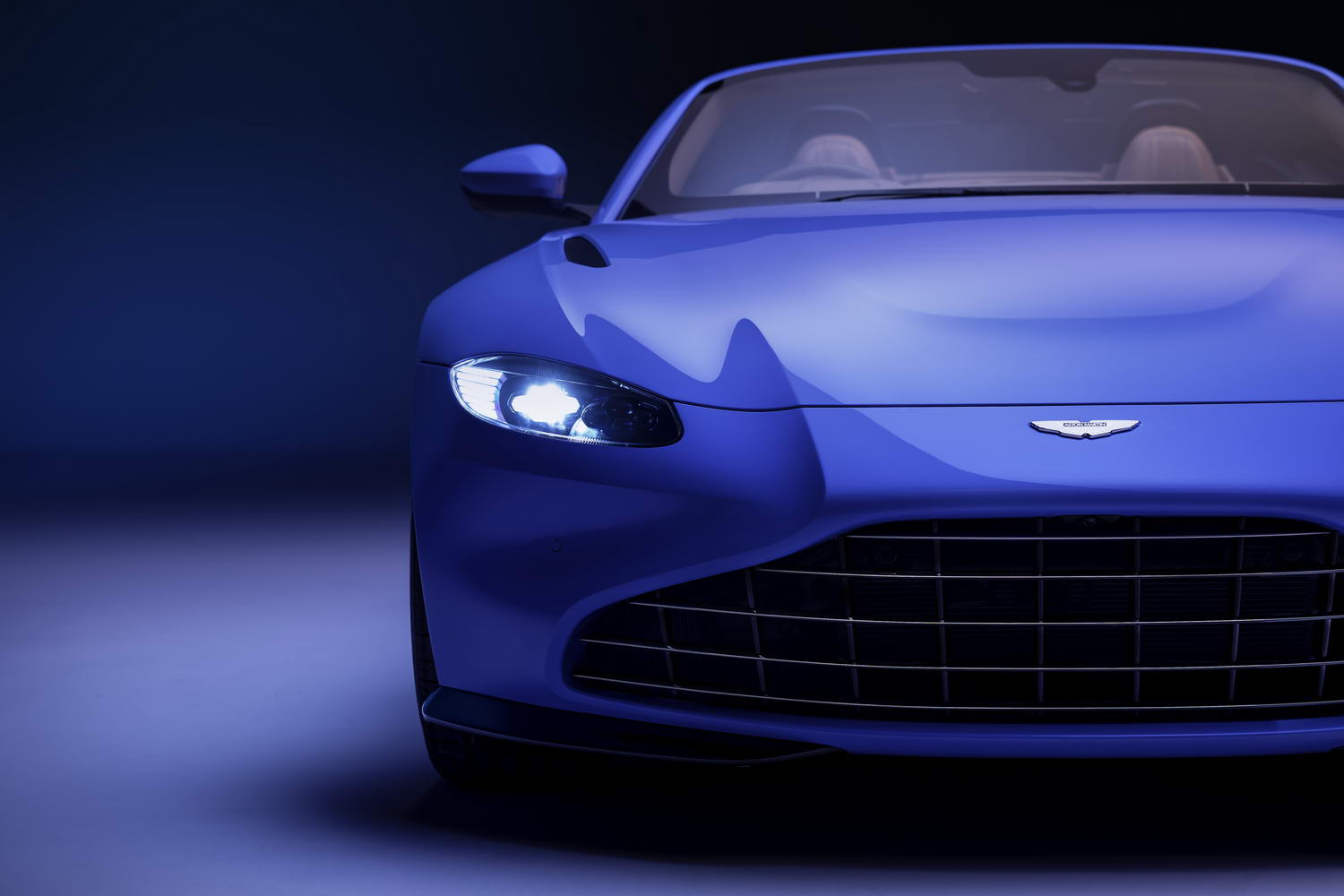 Aston fully reveals new Vantage Roadster