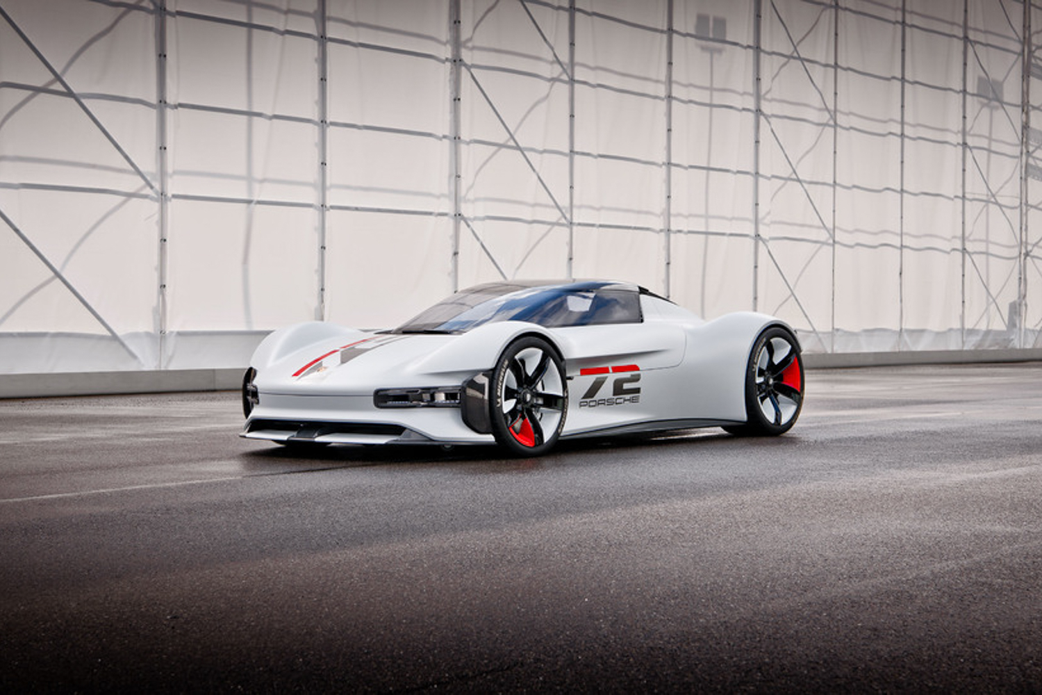 Car News | Porsche shows off electric Gran Turismo racing car | CompleteCar.ie