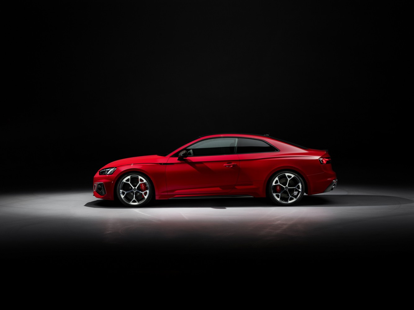 Car News | Audi upgrades the RS 5 and RS 4 Avant