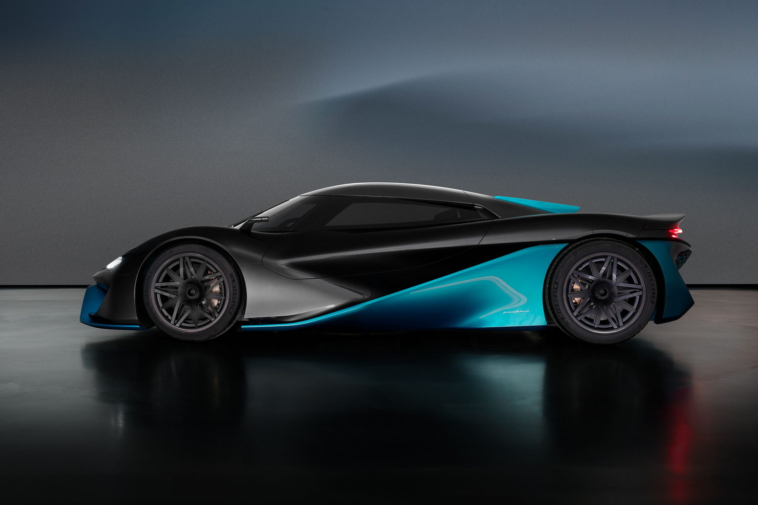 Car News | Lightweight Viritech Apricale runs on hydrogen | CompleteCar.ie Car News | Lightweight Viritech Apricale runs on hydrogen | CompleteCar.ie