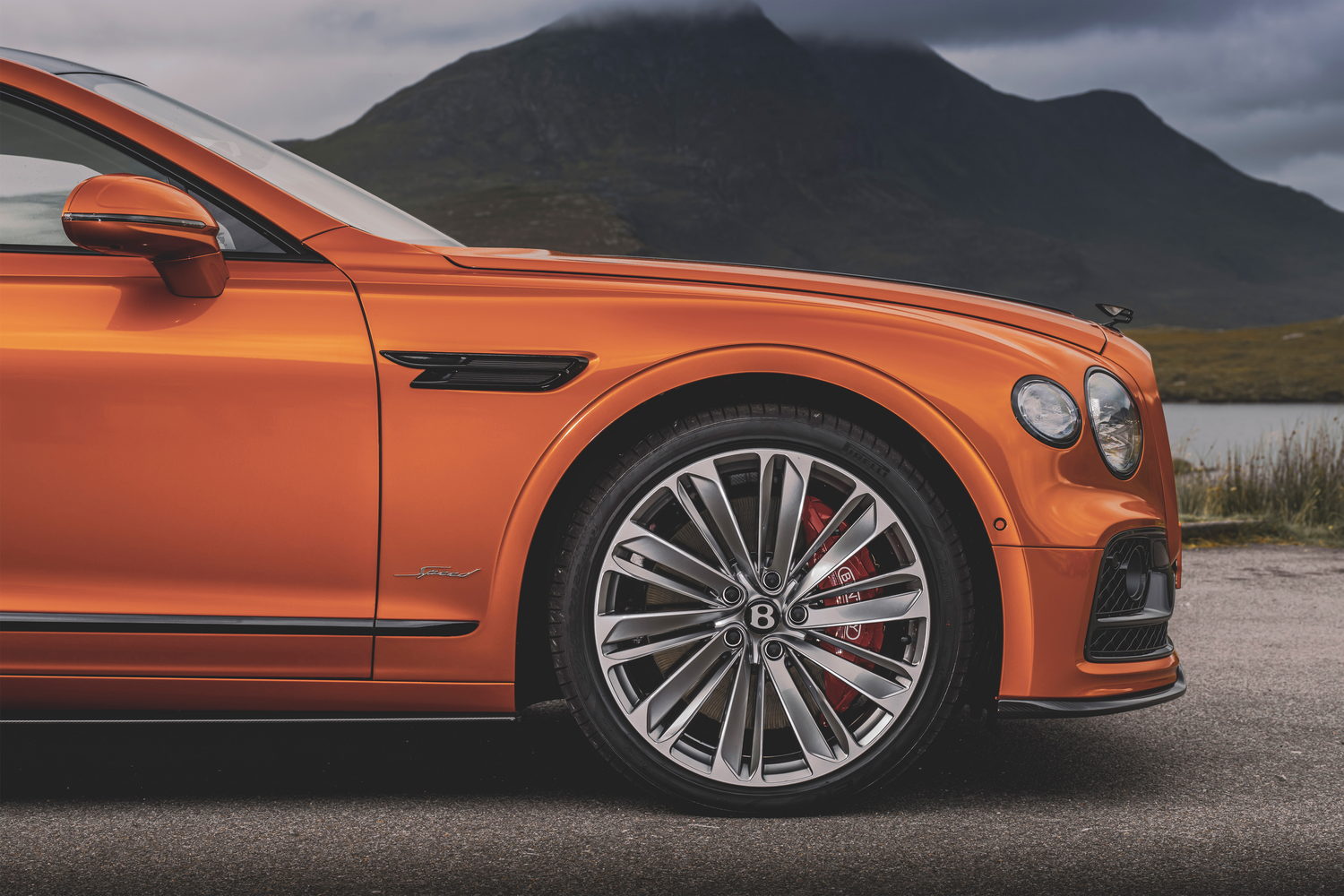 Car News | Bentley Flying Spur Speed debuts | CompleteCar.ie