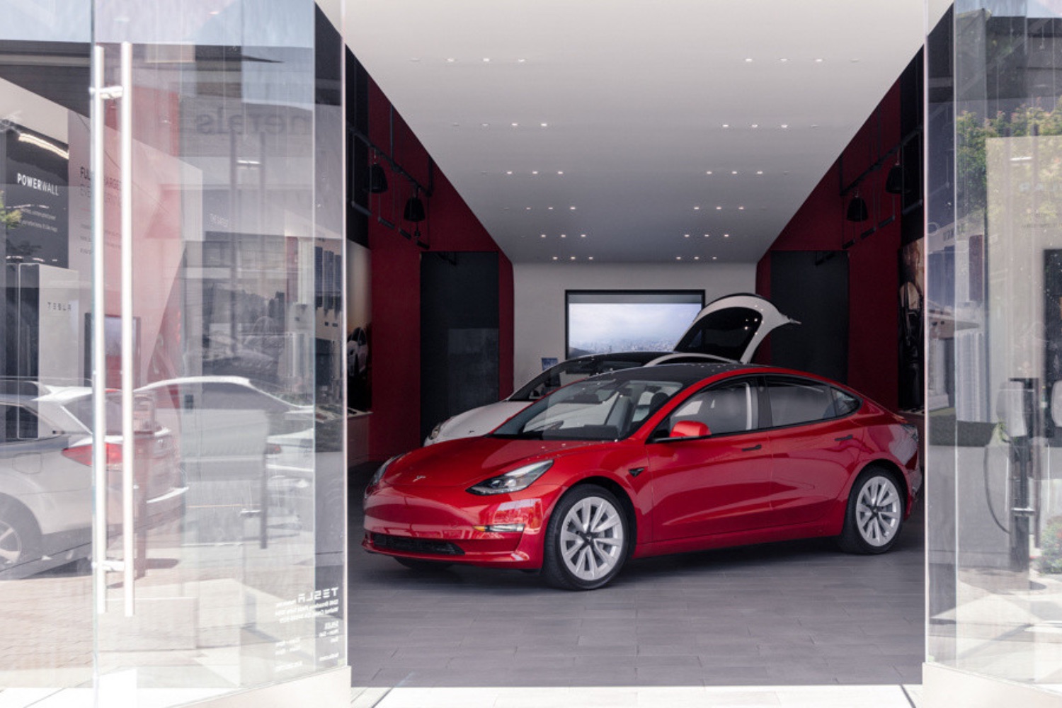 Car News | Tesla to open new centre in Cork | CompleteCar.ie