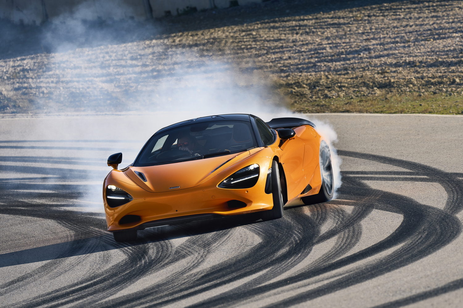 Car News | McLaren launches 750S supercar | CompleteCar.ie