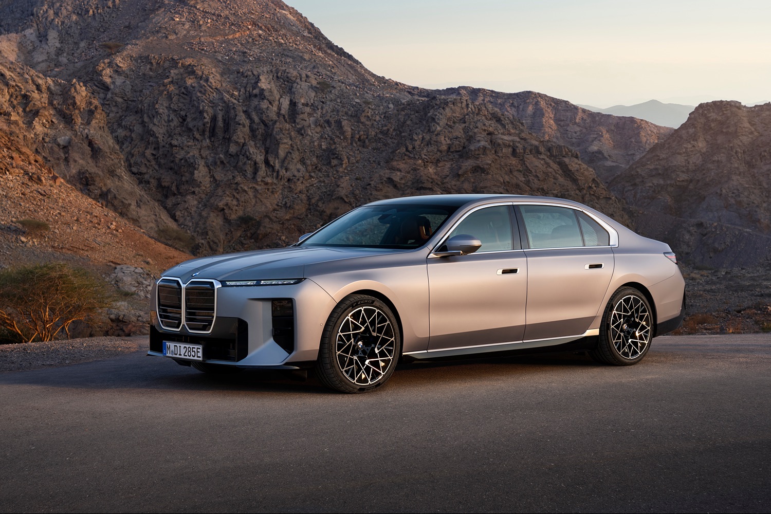 BMW updates 7 Series and i7 for Ireland