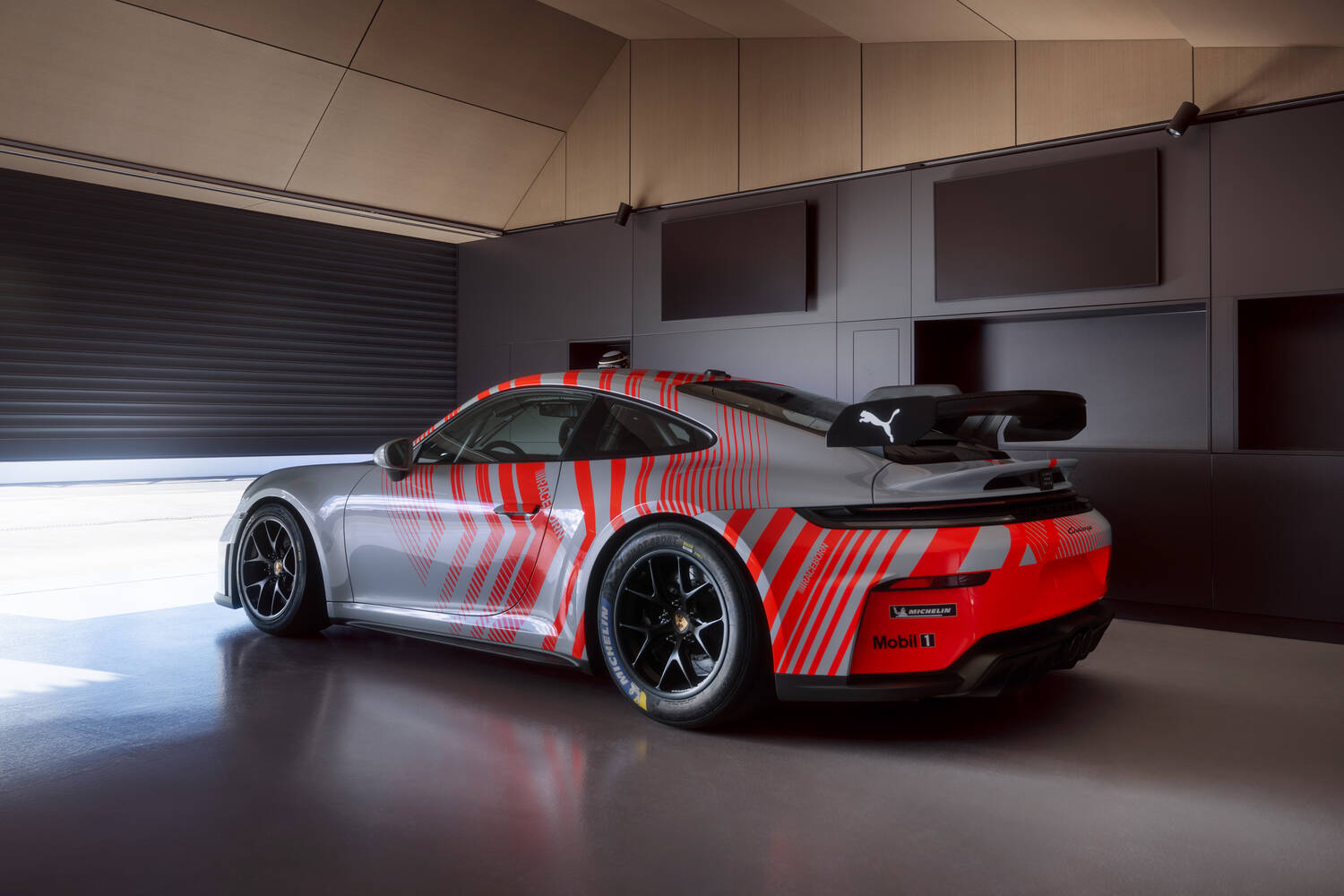 Porsche 911 Challenge: New Entry-Level Racer Unveiled