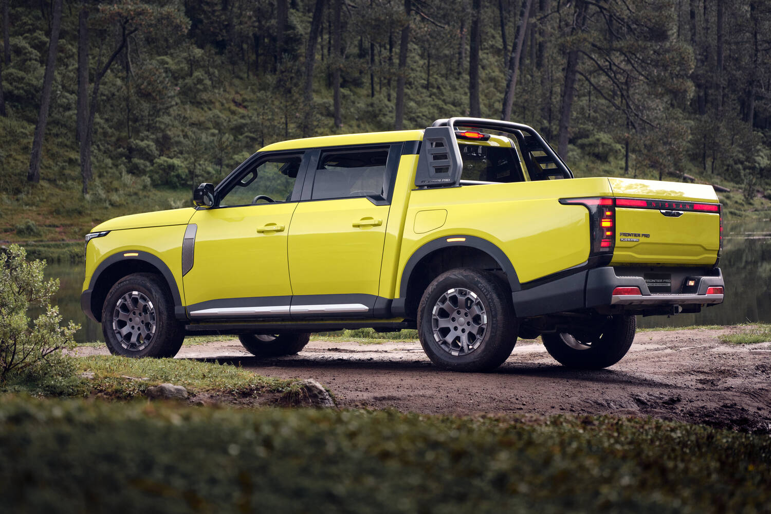 Nissan shows off new plug-in-hybrid Navara pickup