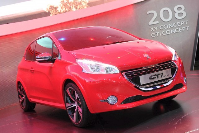 Peugeot 208 GTi and XY Concepts