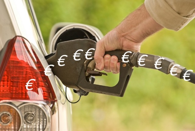 Save thousands of Euros: buy a petrol car...