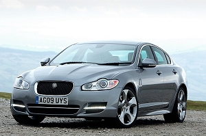 Jaguar announces price drop for XF