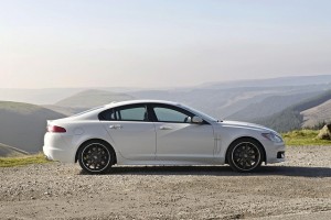 Black Pack added to Jaguar XF range