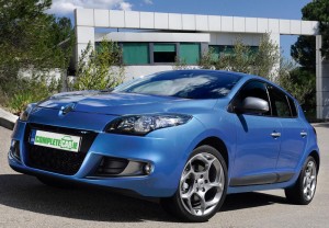 Renault tops quietest month for car sales in 2010