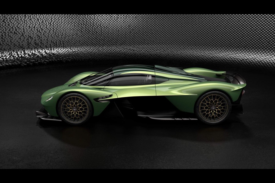Q by Aston Martin Valkyrie customisation