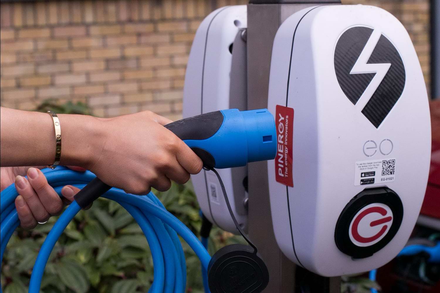 Free electric car charging on Fridays car and motoring news by