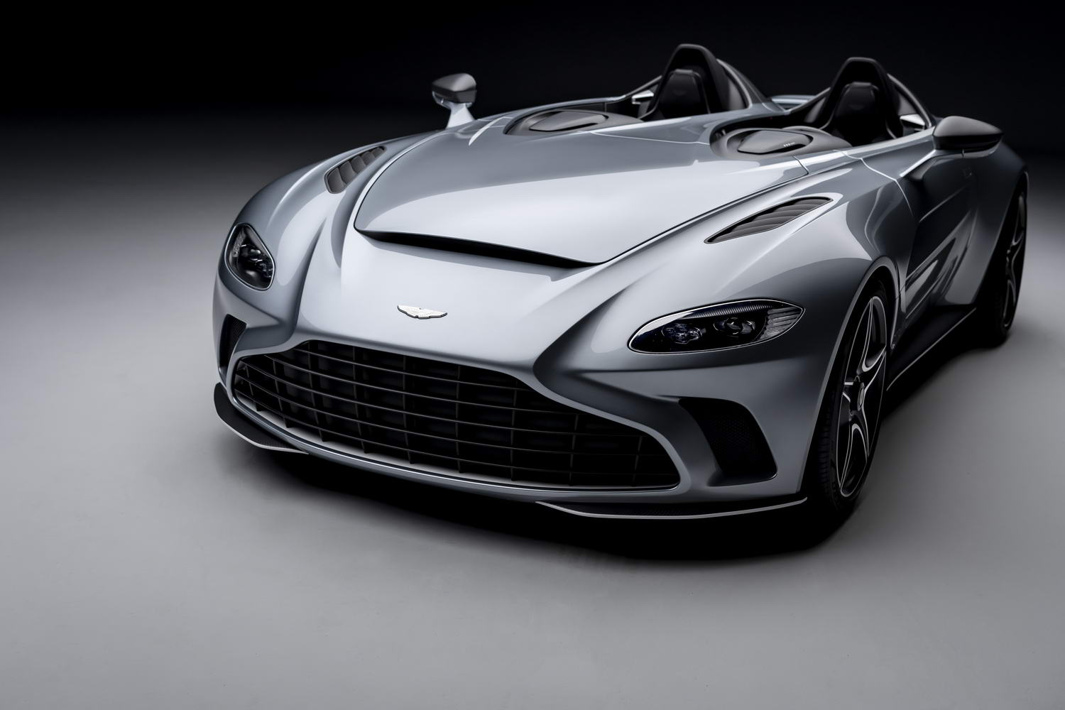 Car News | Aston unveils glorious V12 Speedster | CompleteCar.ie