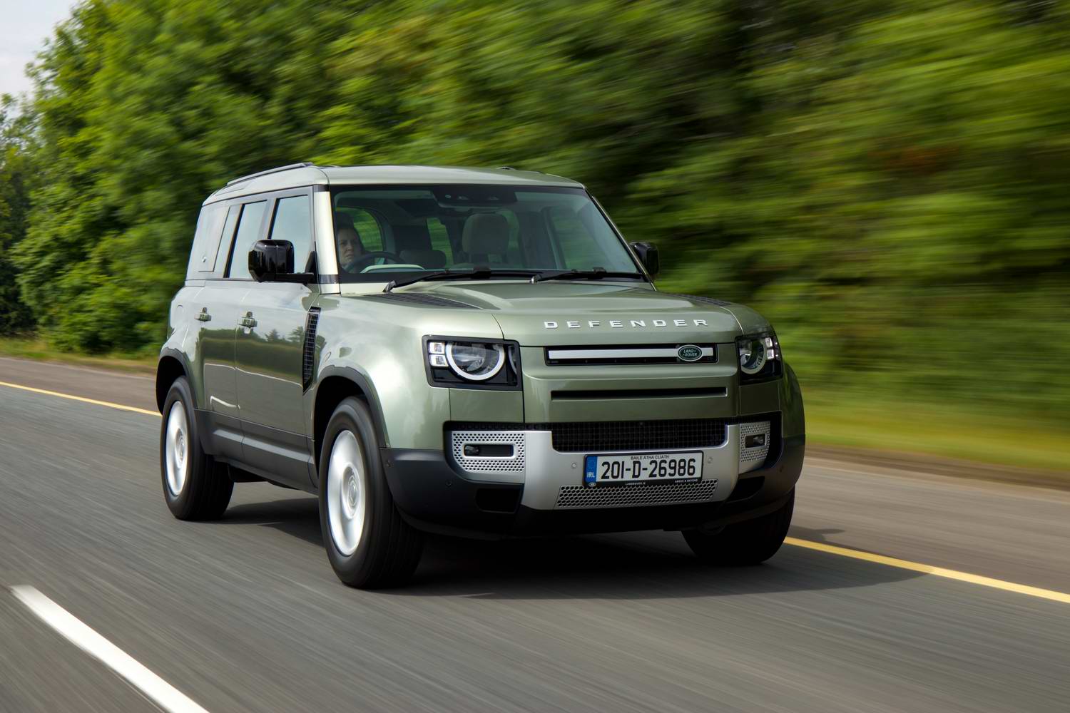 Car Reviews | Land Rover Defender 110 SD4 240 (2020) | CompleteCar.ie