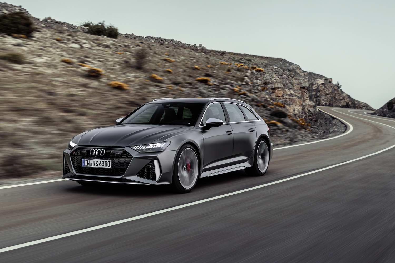 Car Reviews | Audi RS 6 Avant | CompleteCar.ie