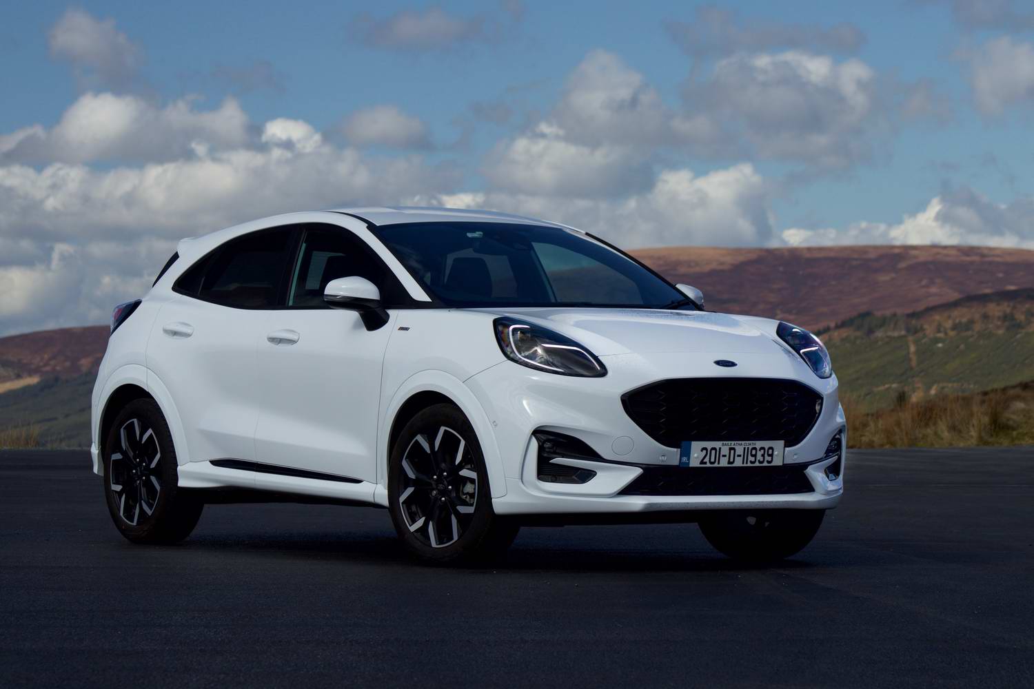 Car Reviews | Ford Puma 1.0 petrol ST-Line X (2020) | CompleteCar.ie