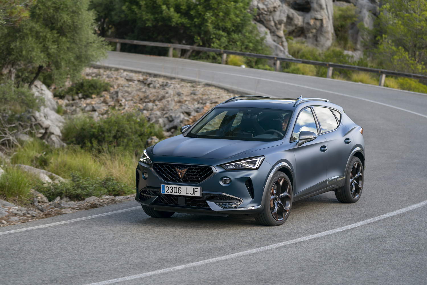 Car Reviews | Cupra Formentor VZ TSI 310 (2021) | CompleteCar.ie