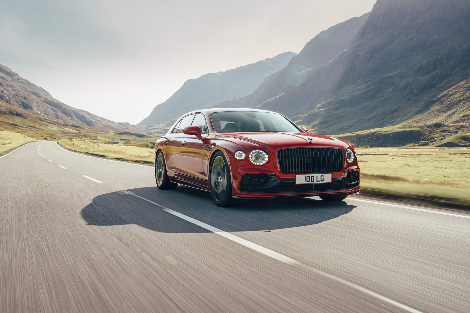 Car Reviews | Bentley Flying Spur V8 (2021) | CompleteCar.ie