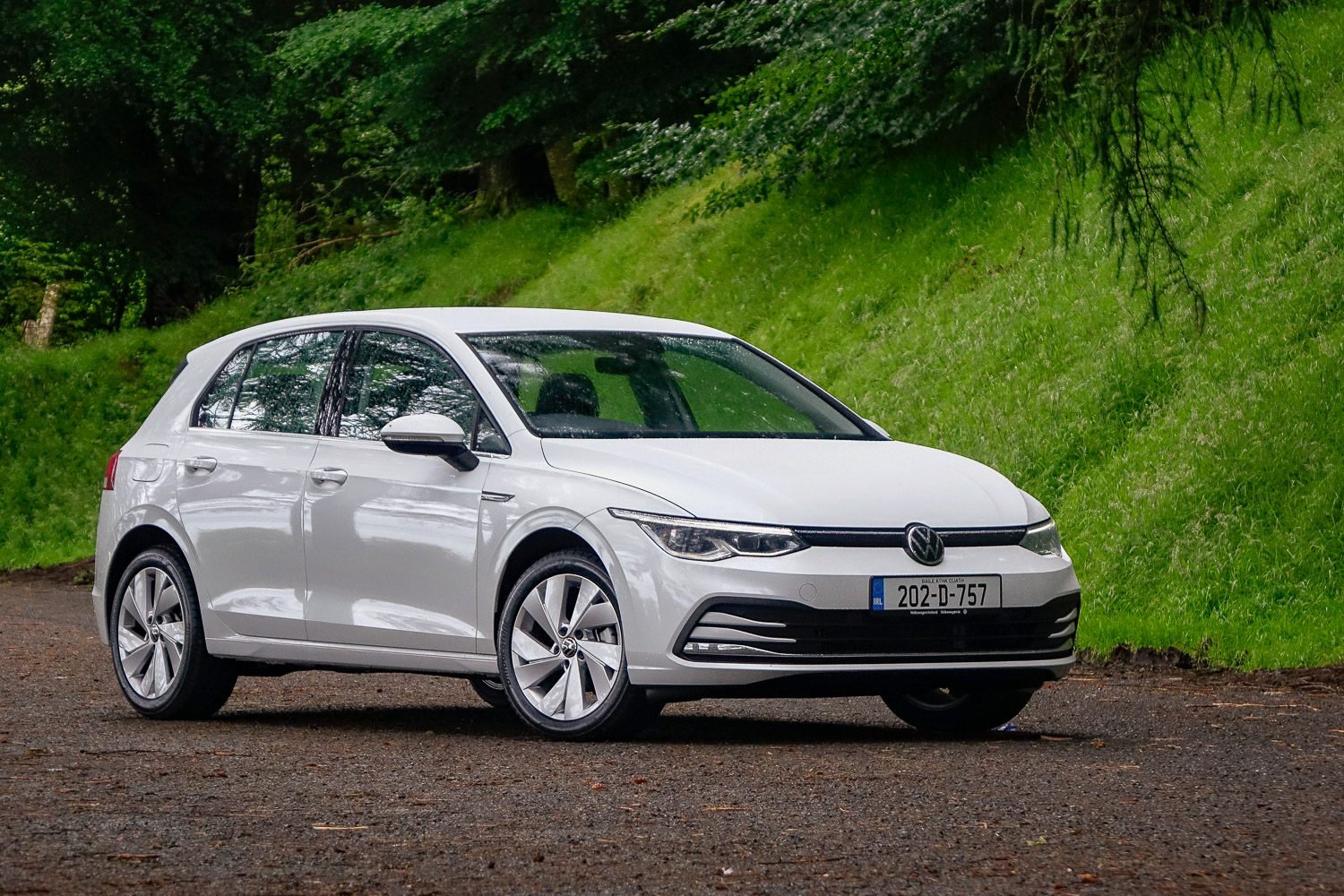 Car Reviews | Volkswagen Golf 2.0 TDI 150 (2020) | CompleteCar.ie