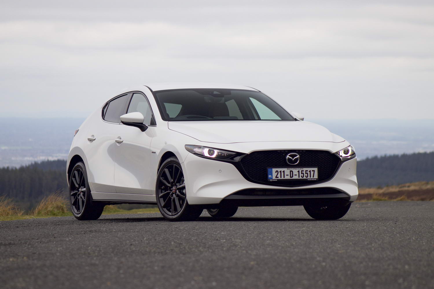 Car Reviews | Mazda3 SkyActiv-X | CompleteCar.ie