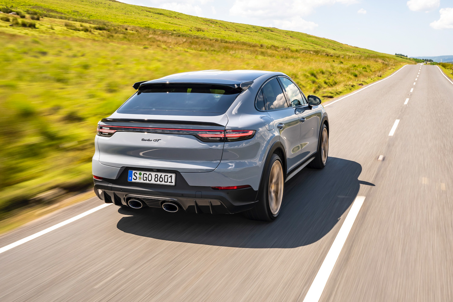 Car Reviews | Porsche Cayenne Turbo GT (2021) | CompleteCar.ie