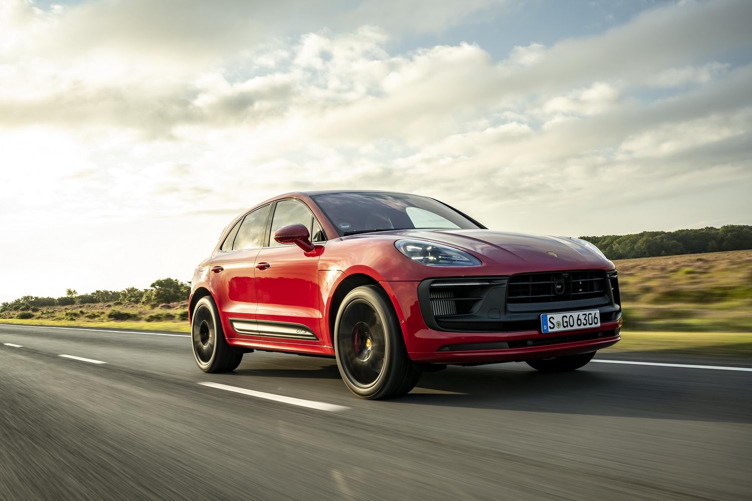 Car Reviews | Porsche Macan GTS | CompleteCar.ie