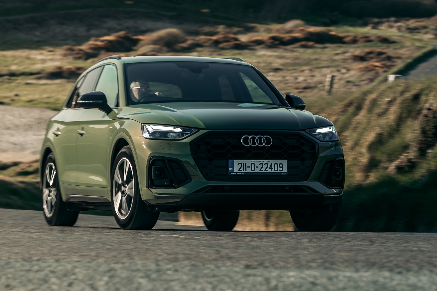 Car Reviews | Audi Q5 S line 35 TDI (2021) | CompleteCar.ie