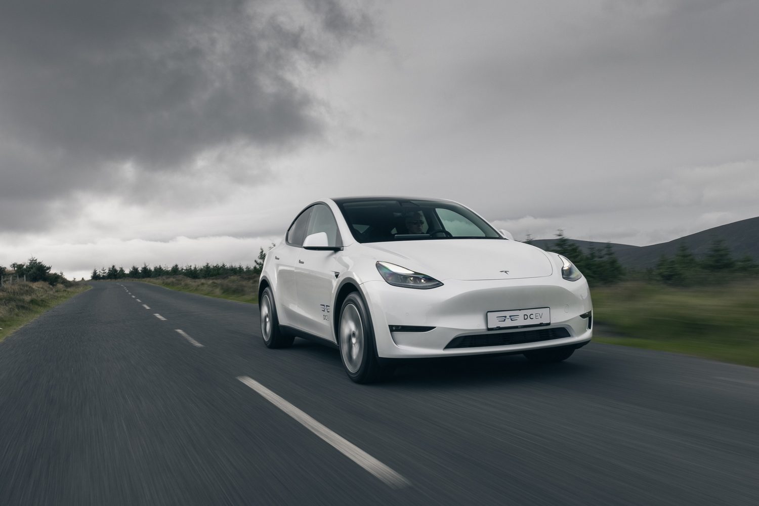 Car Reviews | Tesla Model Y | CompleteCar.ie