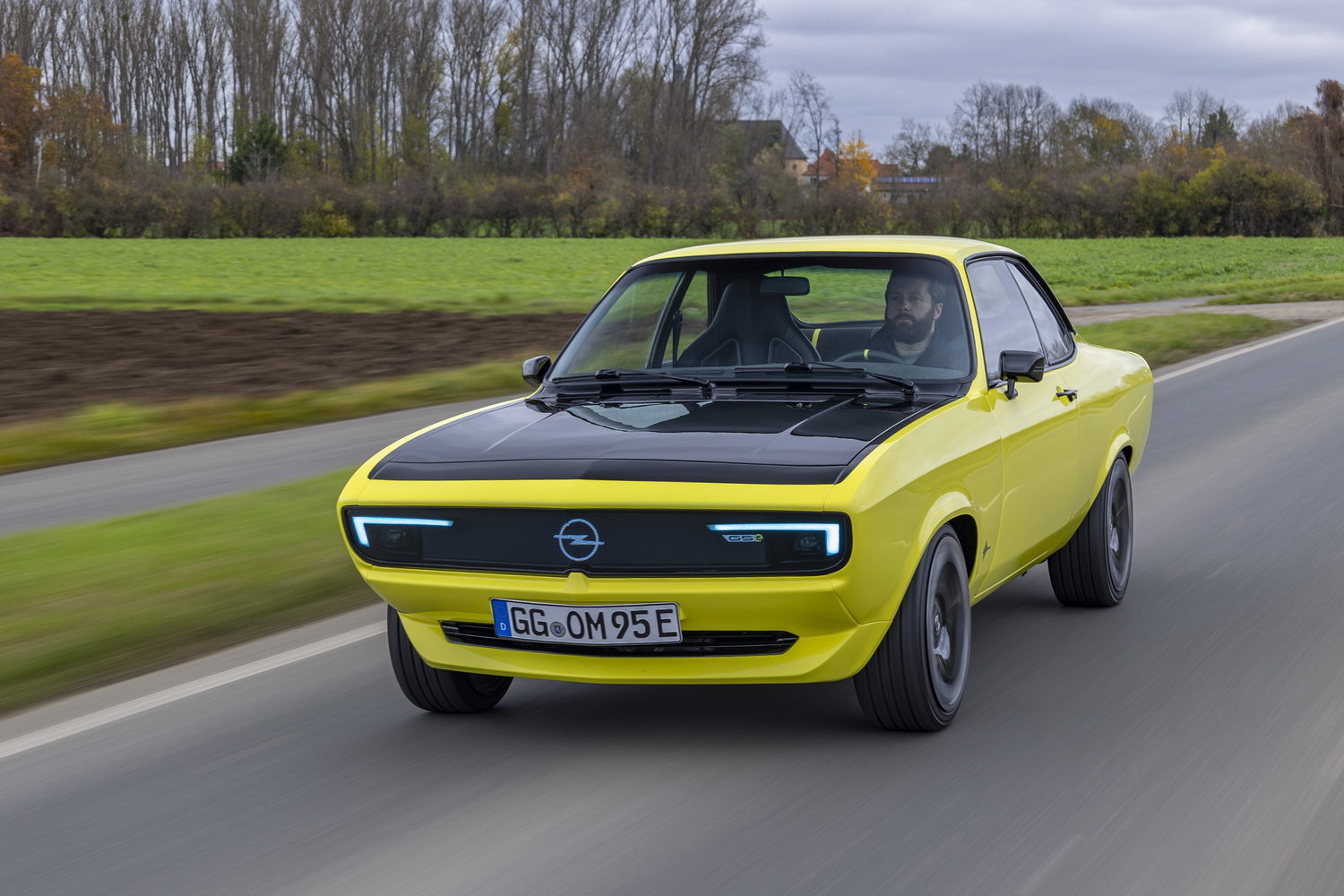 Car Reviews | Opel Manta GSe ElektroMod (2021) | CompleteCar.ie