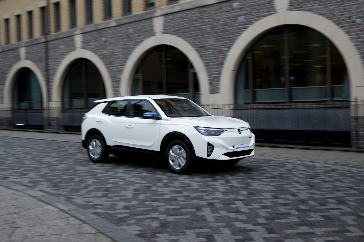 Car Reviews | SsangYong Korando e-Motion EV (2022) | CompleteCar.ie