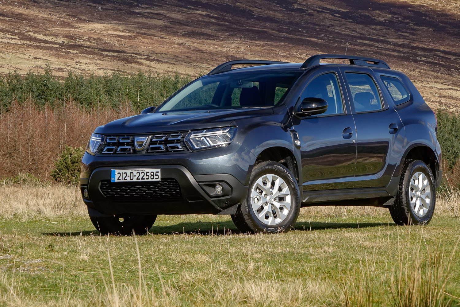 Car Reviews | Dacia Duster 1.5 diesel (2022) | CompleteCar.ie