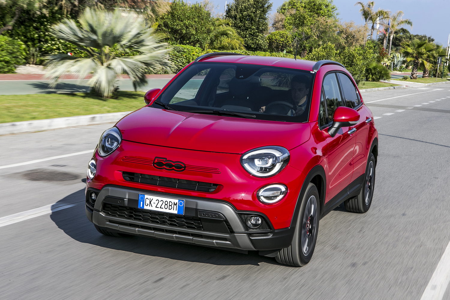 Car Reviews | Fiat 500X Hybrid (2022) | CompleteCar.ie