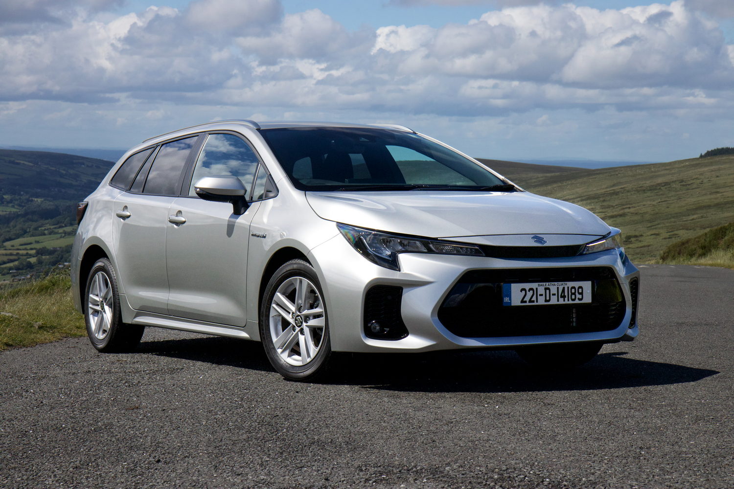 Car Reviews | Suzuki Swace estate (2022) | CompleteCar.ie