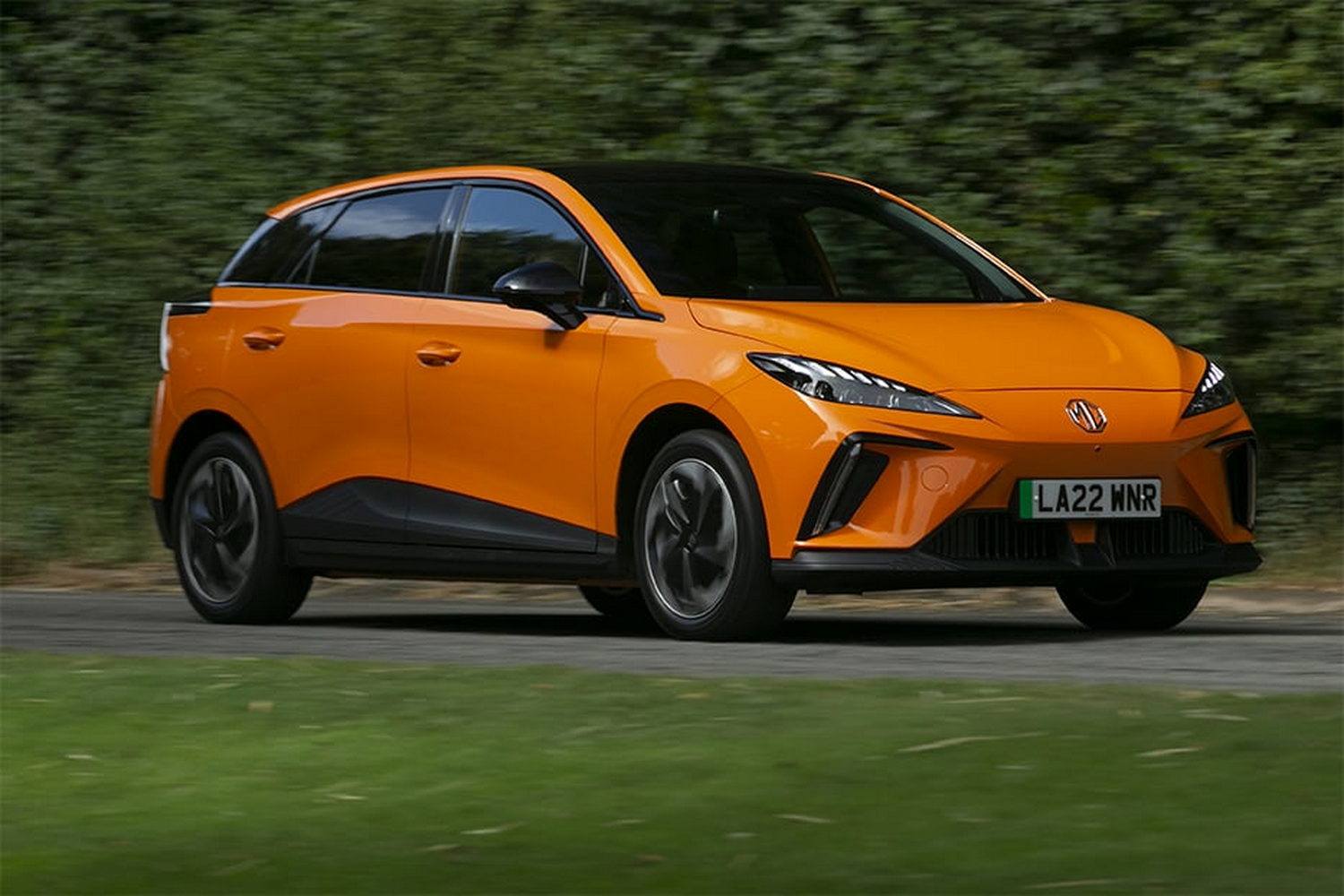 Car Reviews | MG 4 Long Range (2023) | CompleteCar.ie