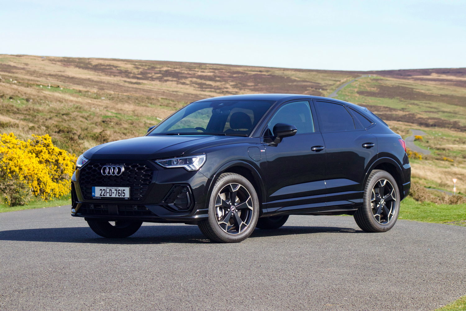 Car Reviews | Audi Q3 Sportback TFSI e hybrid (2022) | CompleteCar.ie