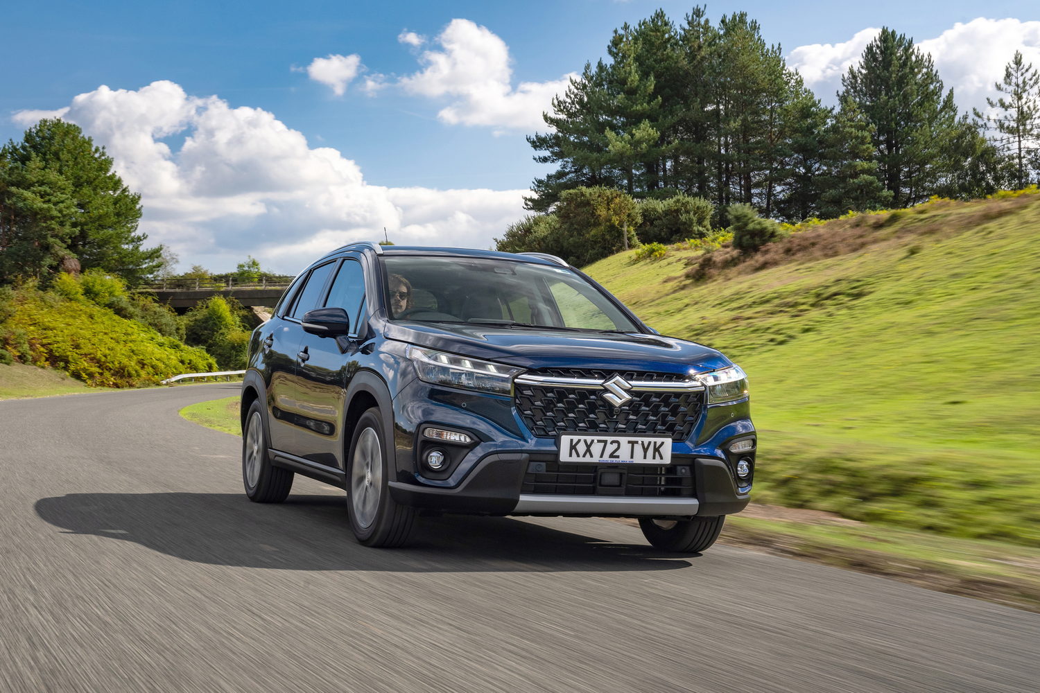 Car Reviews | Suzuki S-Cross Full Hybrid | CompleteCar.ie