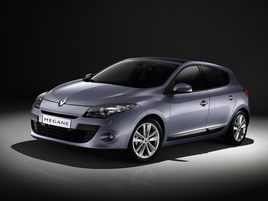 Car Reviews | Renault Megane | CompleteCar.ie