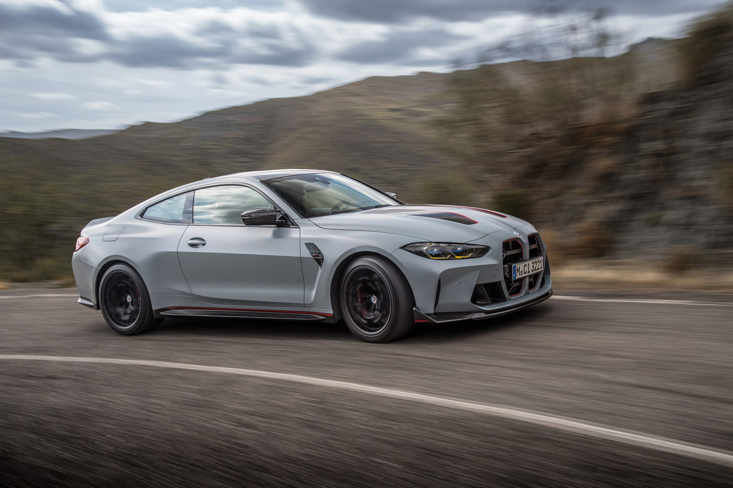 Car Reviews | BMW M4 CSL (2022) | CompleteCar.ie