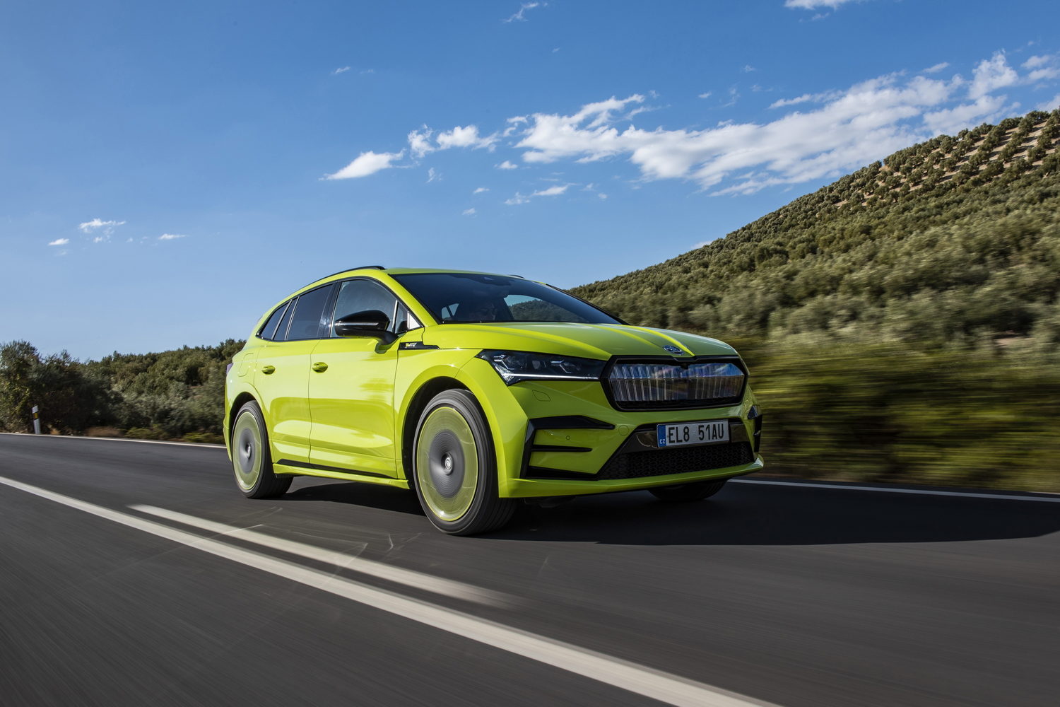 Car Reviews | Skoda Enyaq iV RS (2023) | CompleteCar.ie