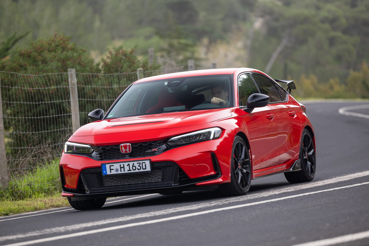 Car Reviews | Honda Civic Type R (2023) | CompleteCar.ie